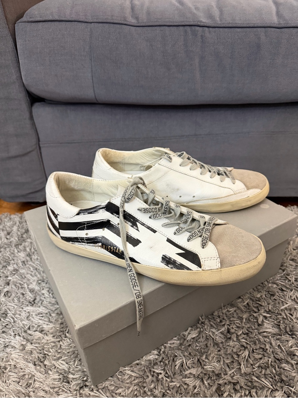 Golden Goose Men’s White Sneakers with Black Graphic Stripe, Size 42 IT